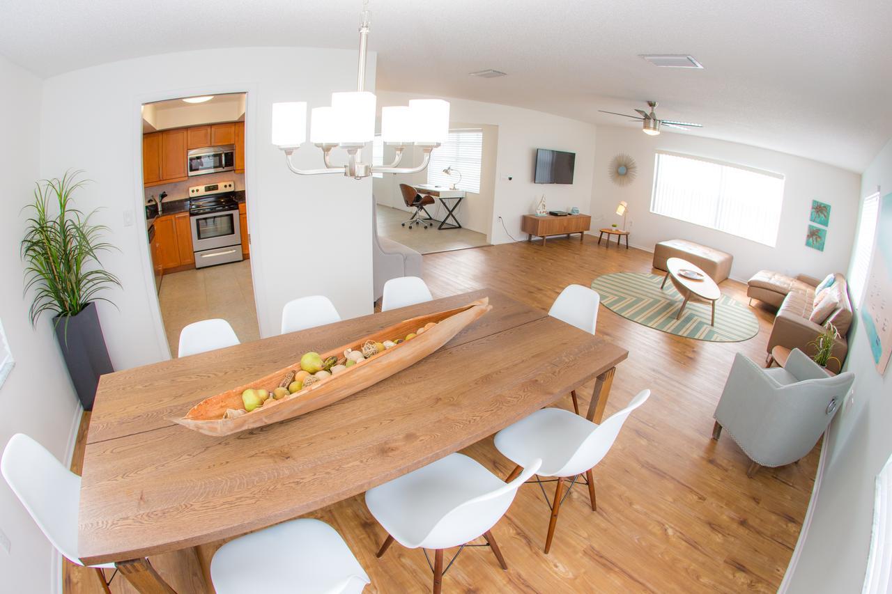 St. Pete Beach Suites エクステリア 写真